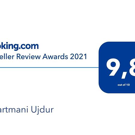 Apartmani Ujdur Gradac  Luaran gambar