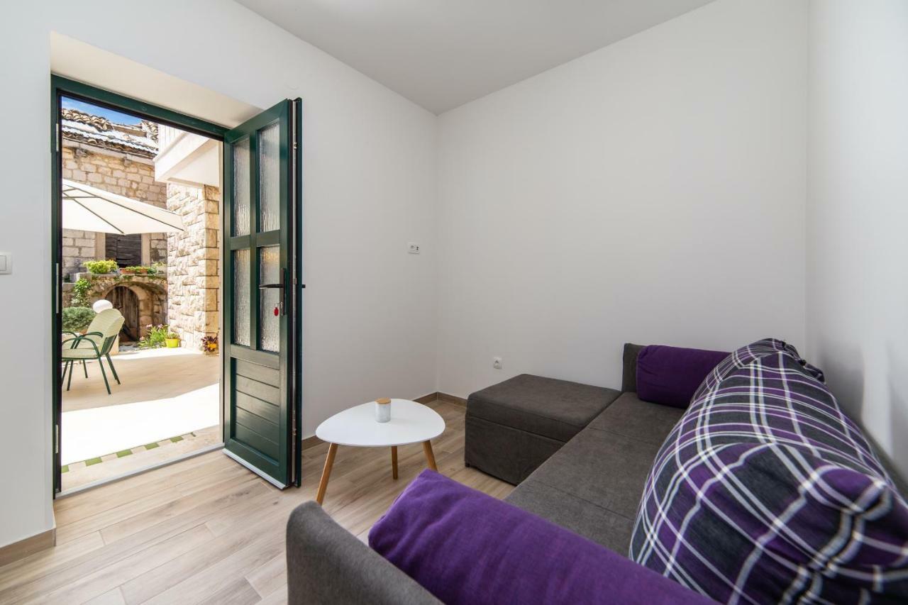 Apartmani Ujdur Gradac  Luaran gambar