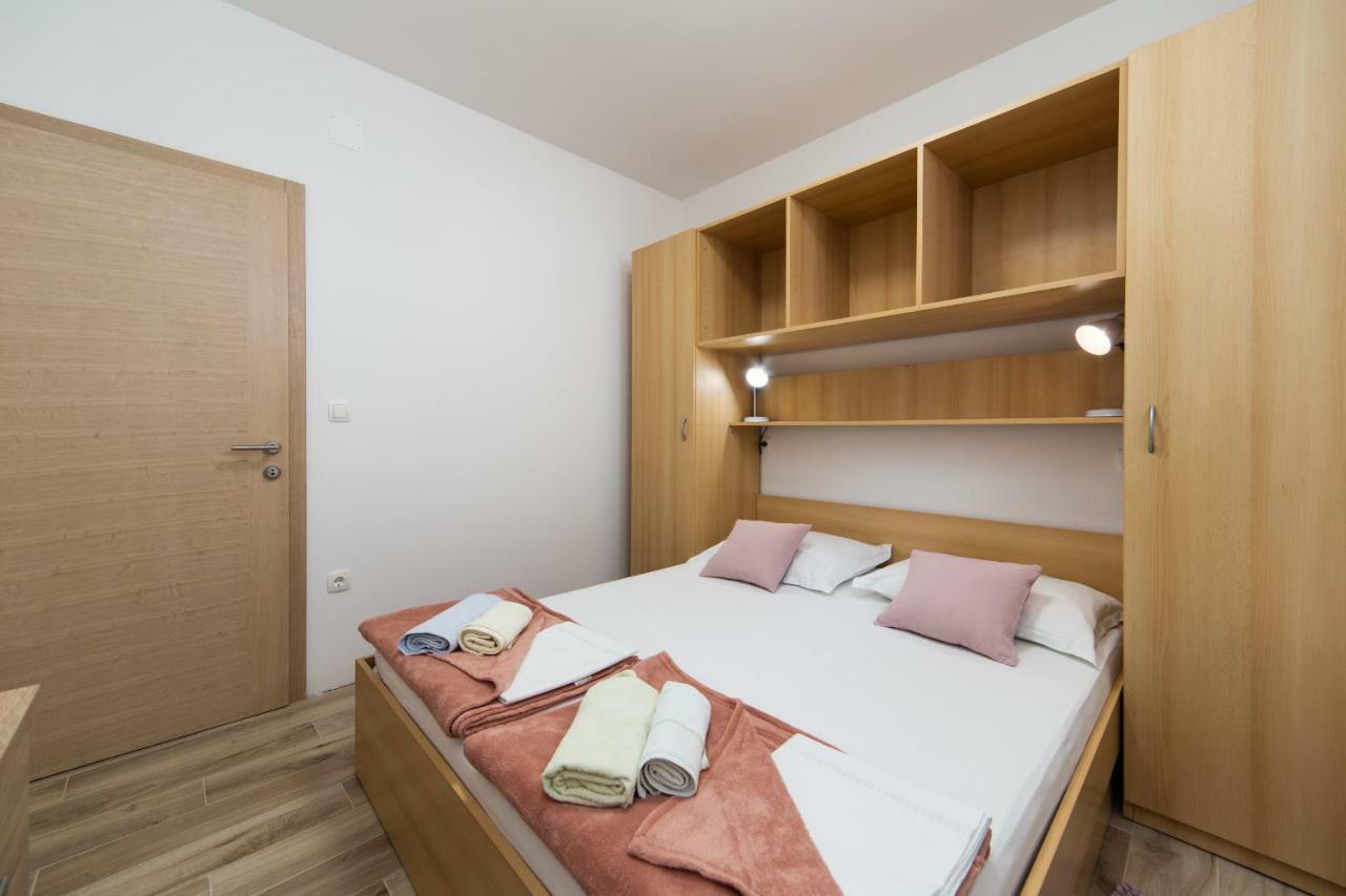 Apartmani Ujdur Gradac  Luaran gambar