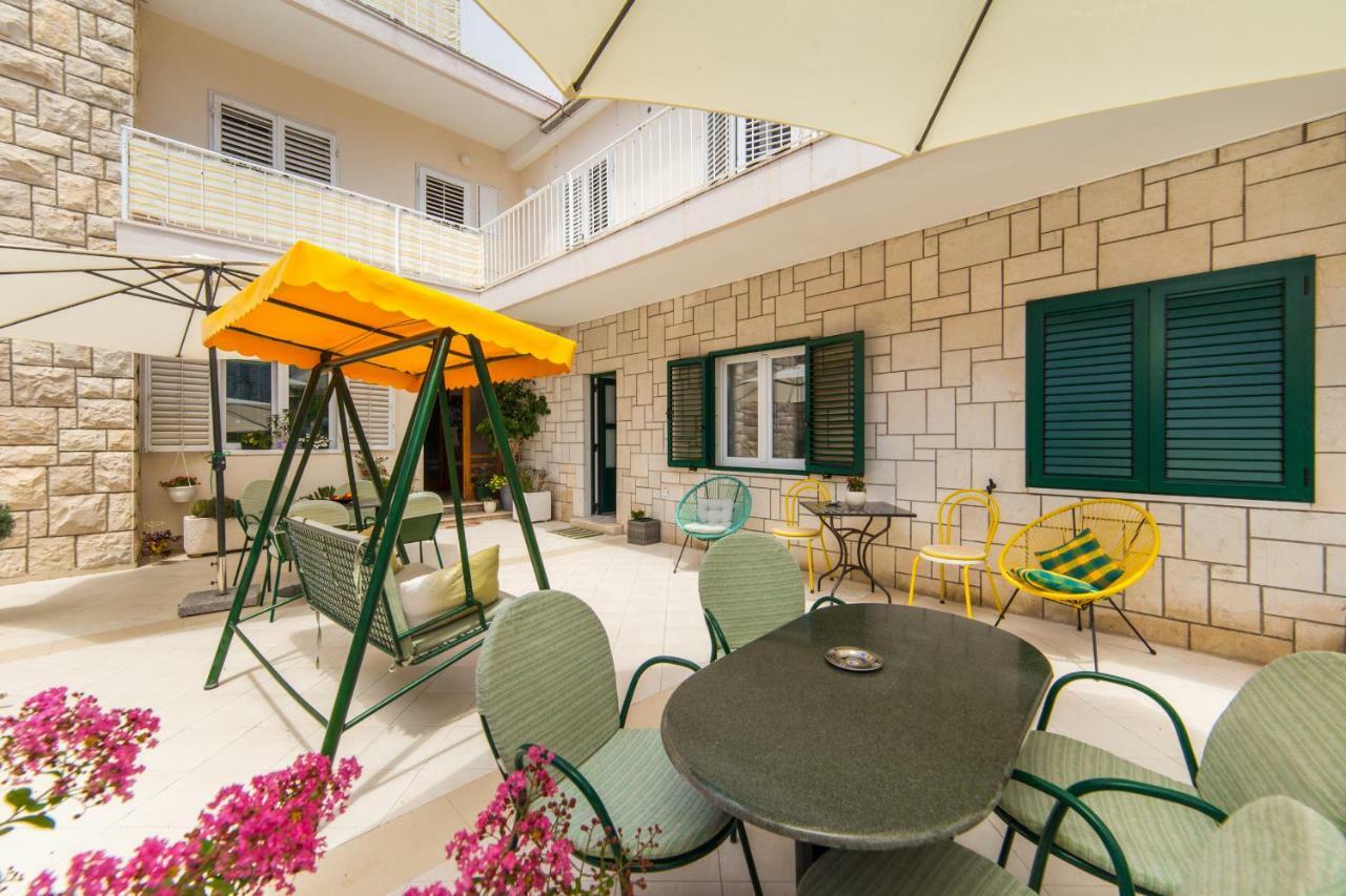 Apartmani Ujdur Gradac  Luaran gambar