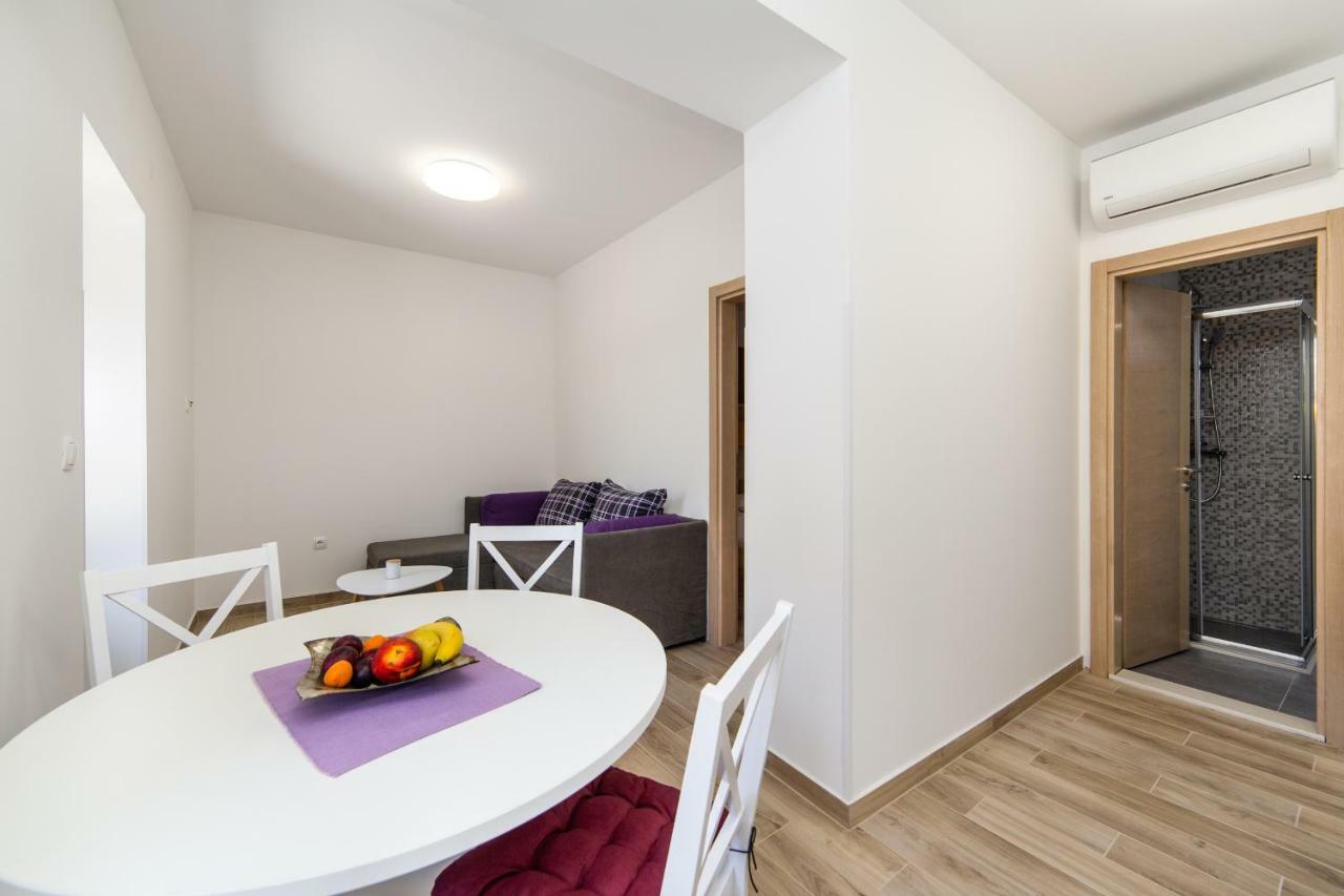 Apartmani Ujdur Gradac  Luaran gambar